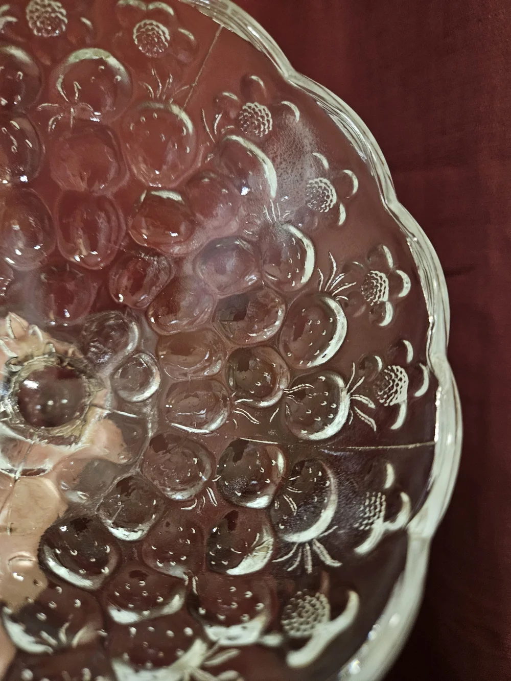 🍓 Strawberry & Floral Pattern Clear Pressed Glass Compote